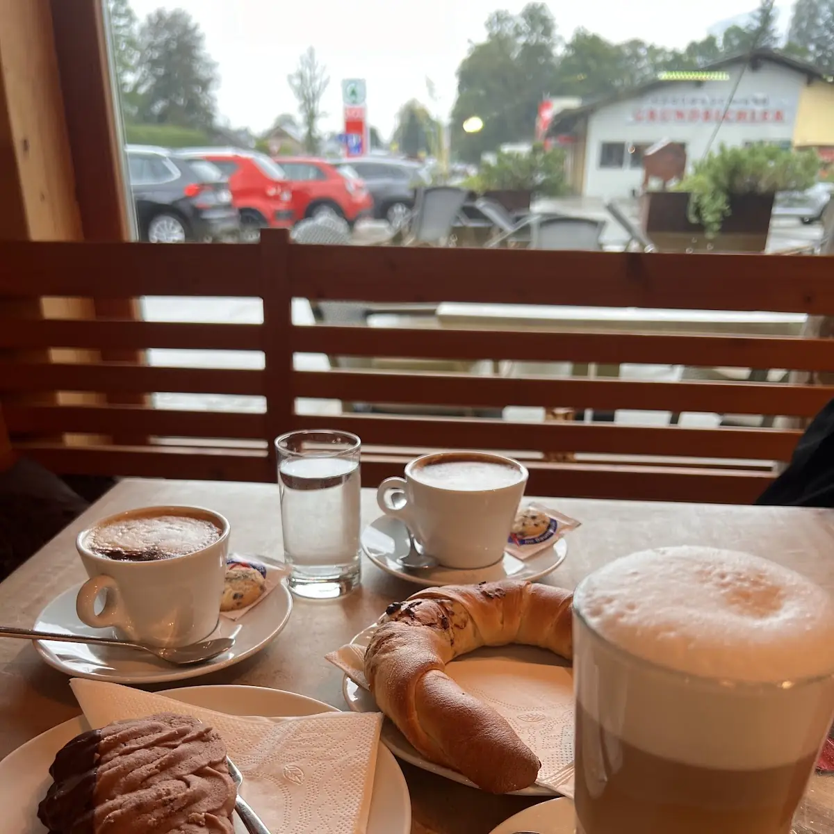Essen und Trinken photo 2
