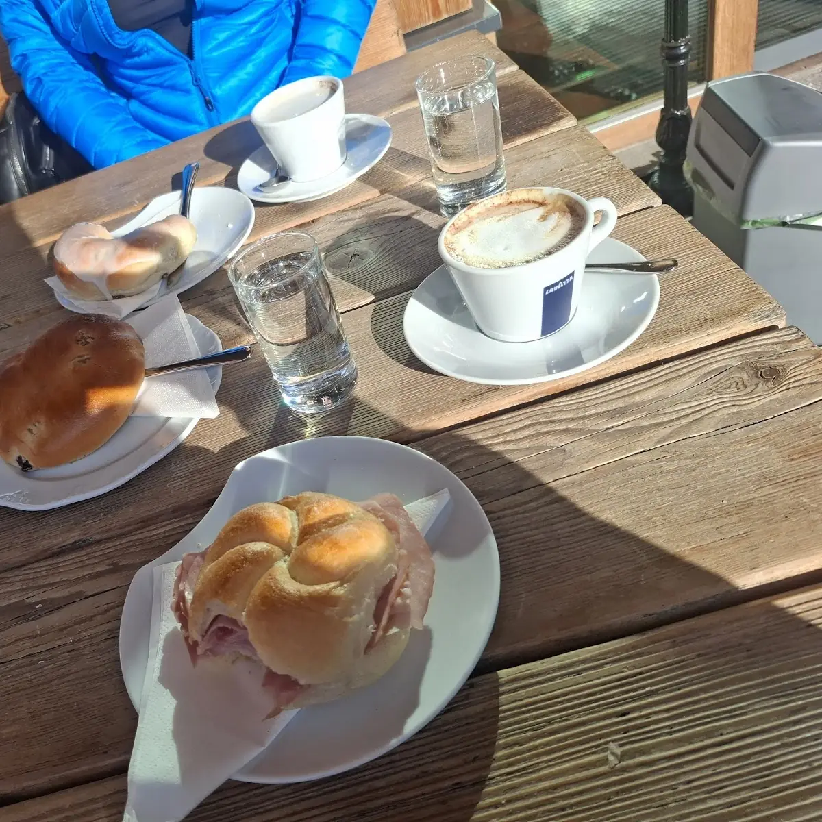 Essen und Trinken photo 3