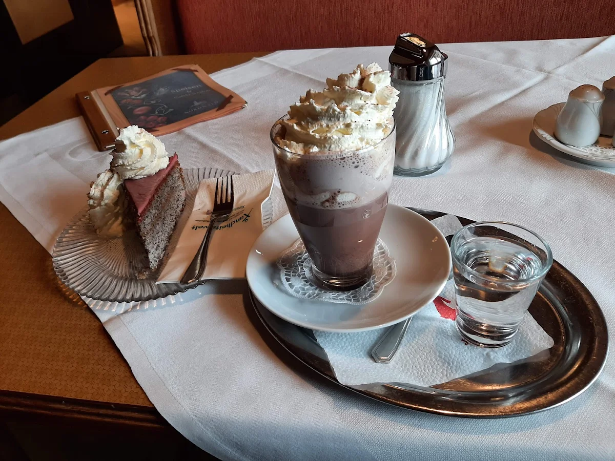 Essen und Trinken photo 6