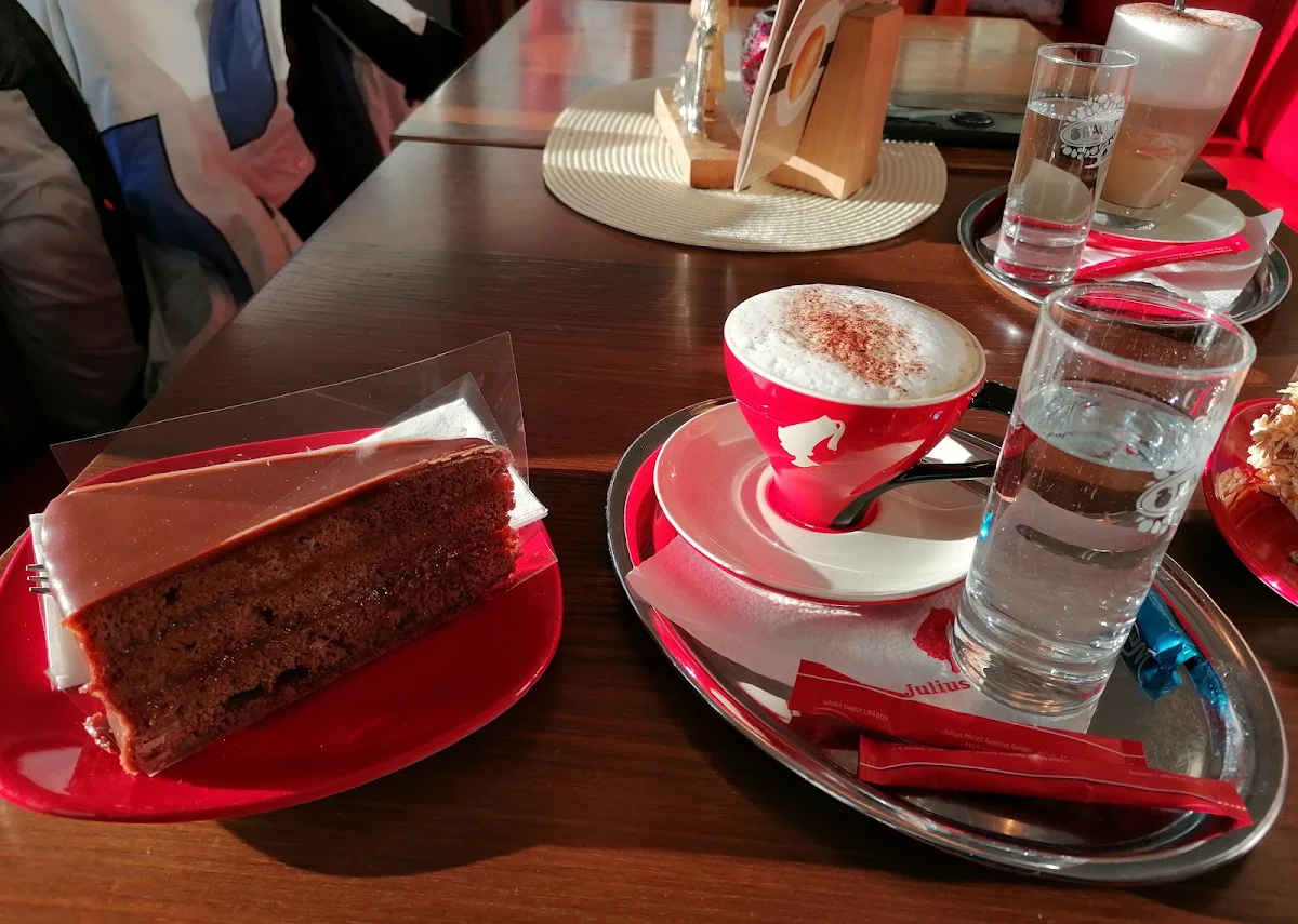 Essen und Trinken photo 3