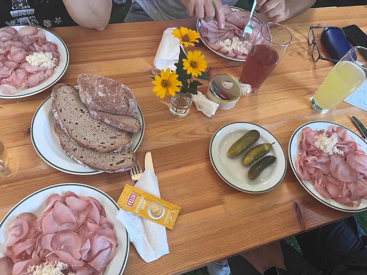 Essen und Trinken photo 2