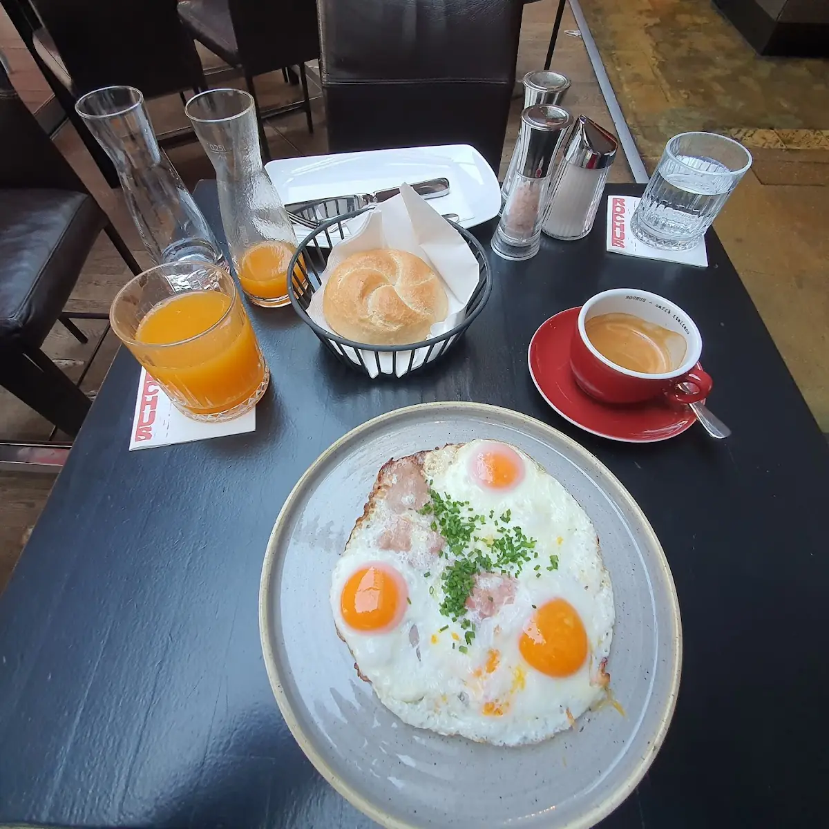 Essen und Trinken photo 3