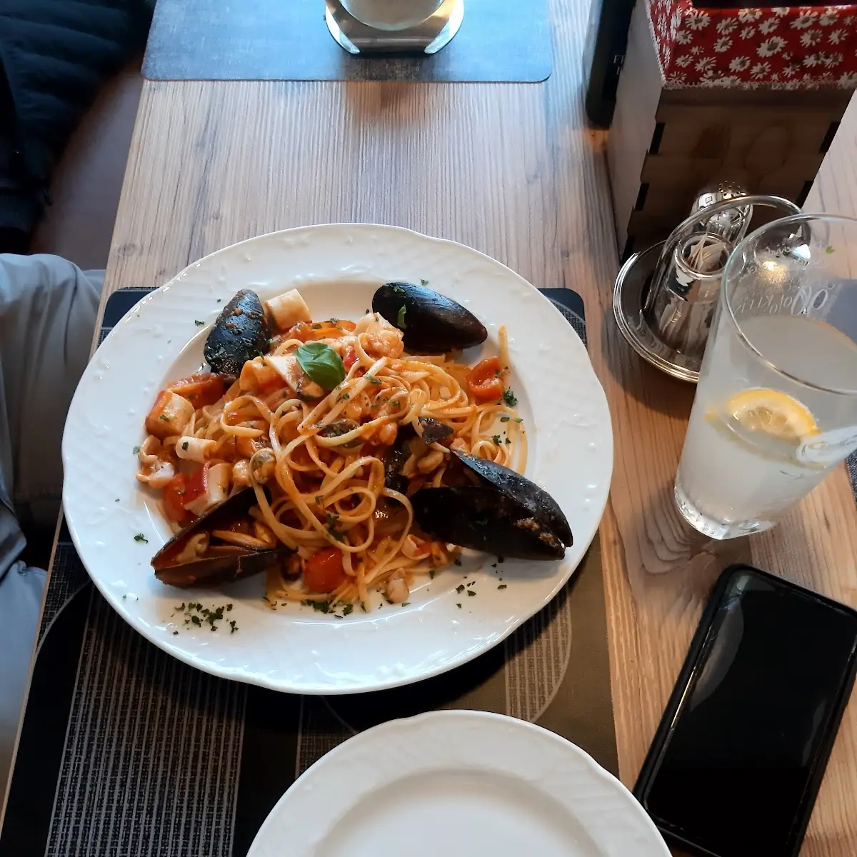 Essen und Trinken photo 1