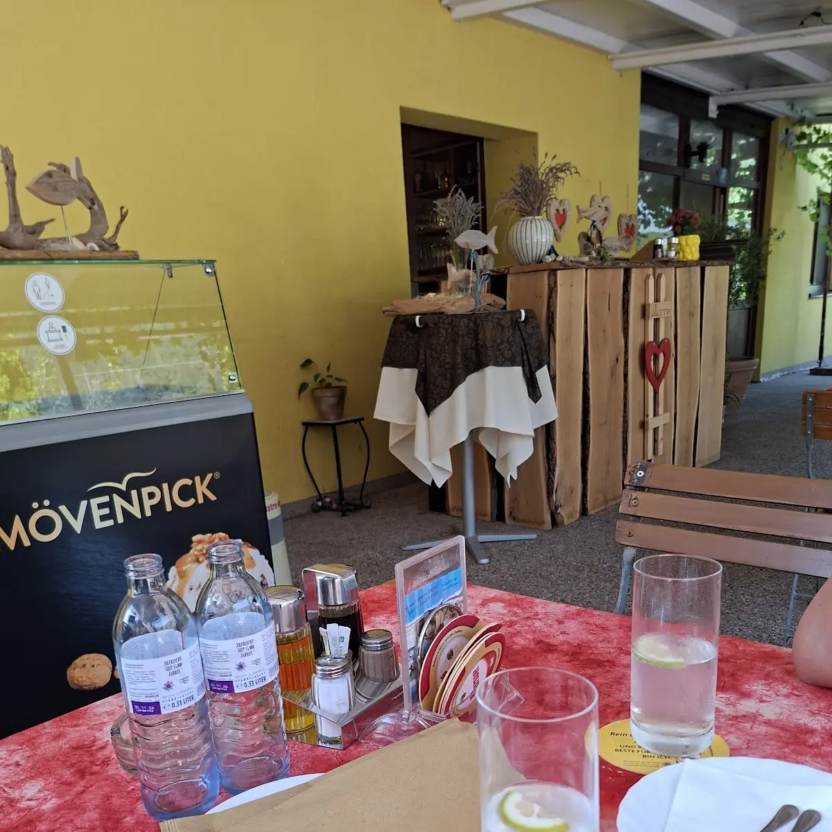Essen und Trinken photo 1