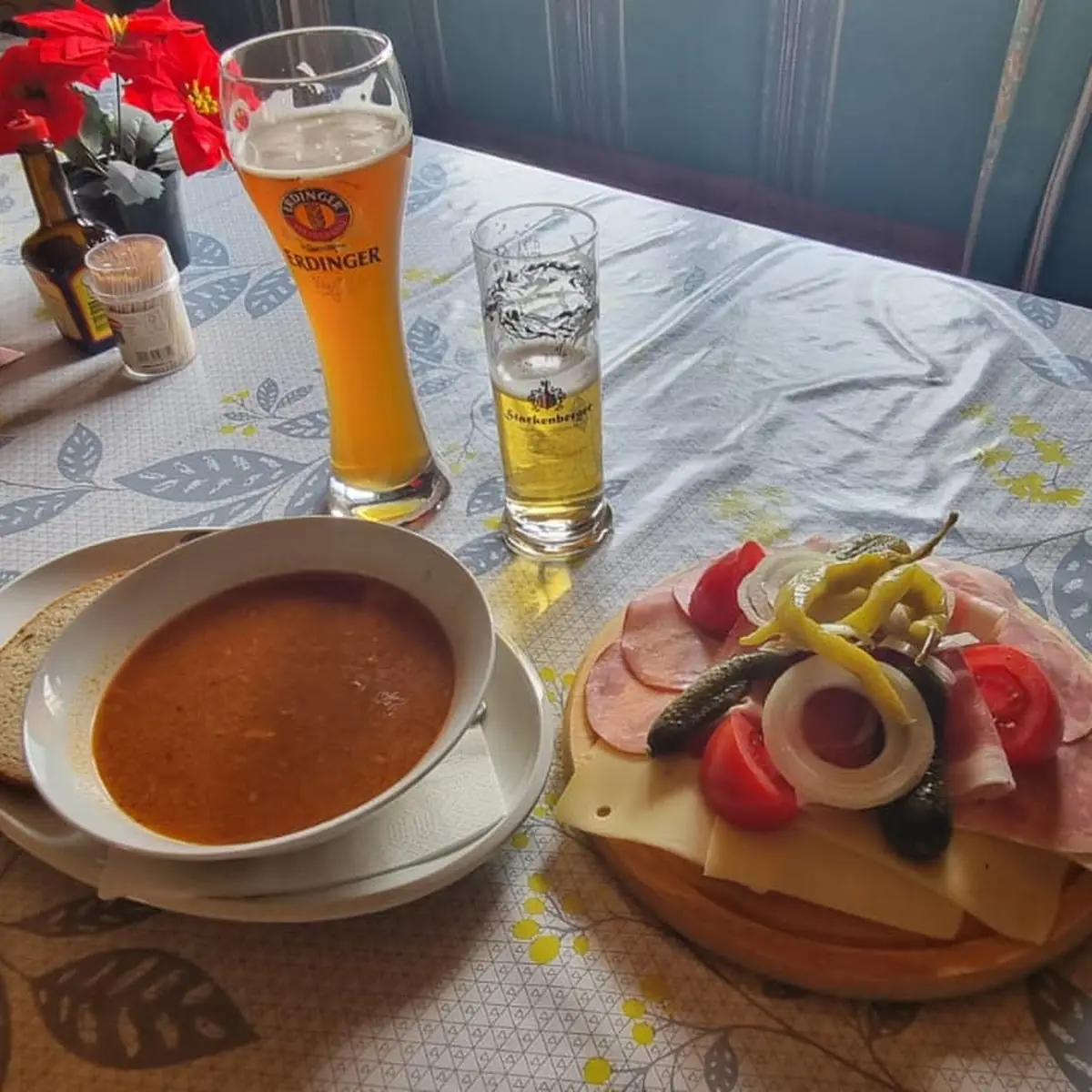 Essen und Trinken photo 2