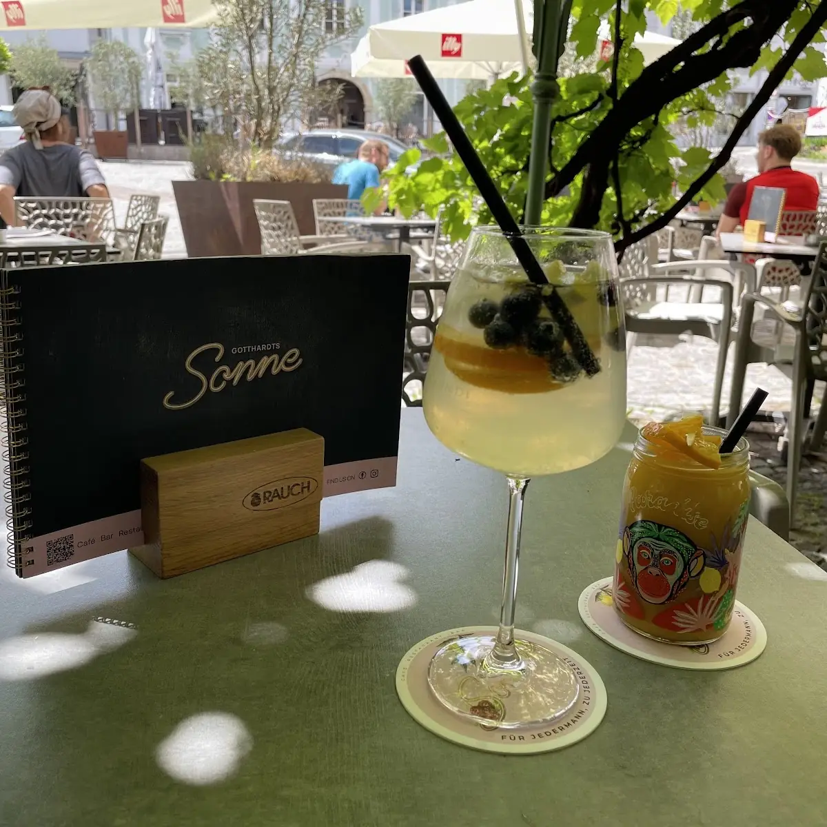 Essen und Trinken photo 2