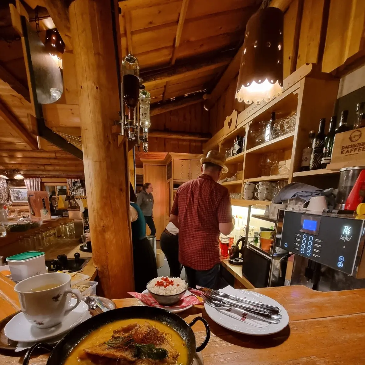Essen und Trinken, Waldhäuslalm