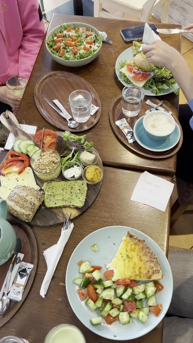 Essen und Trinken photo 2