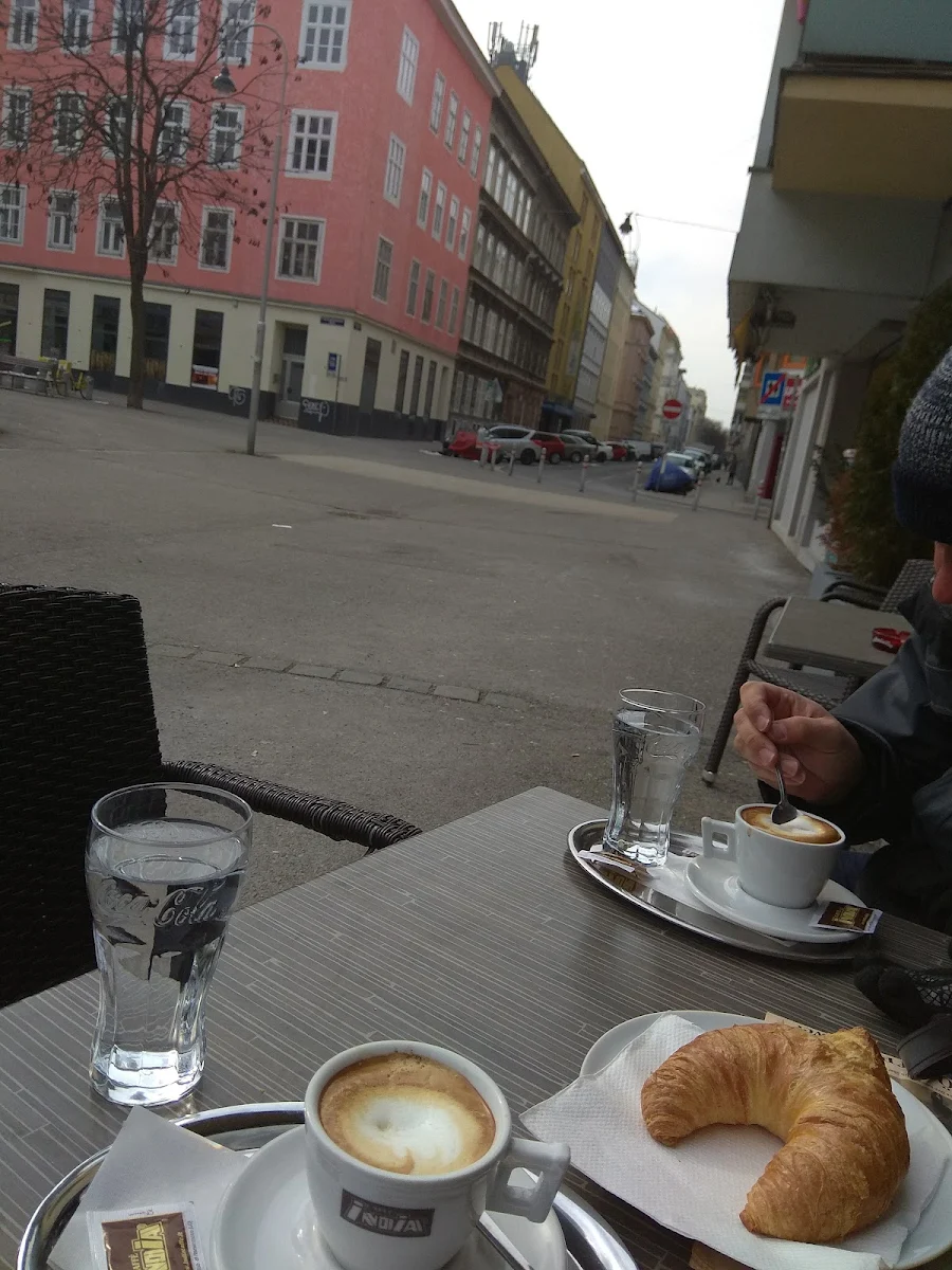 Essen und Trinken photo 2