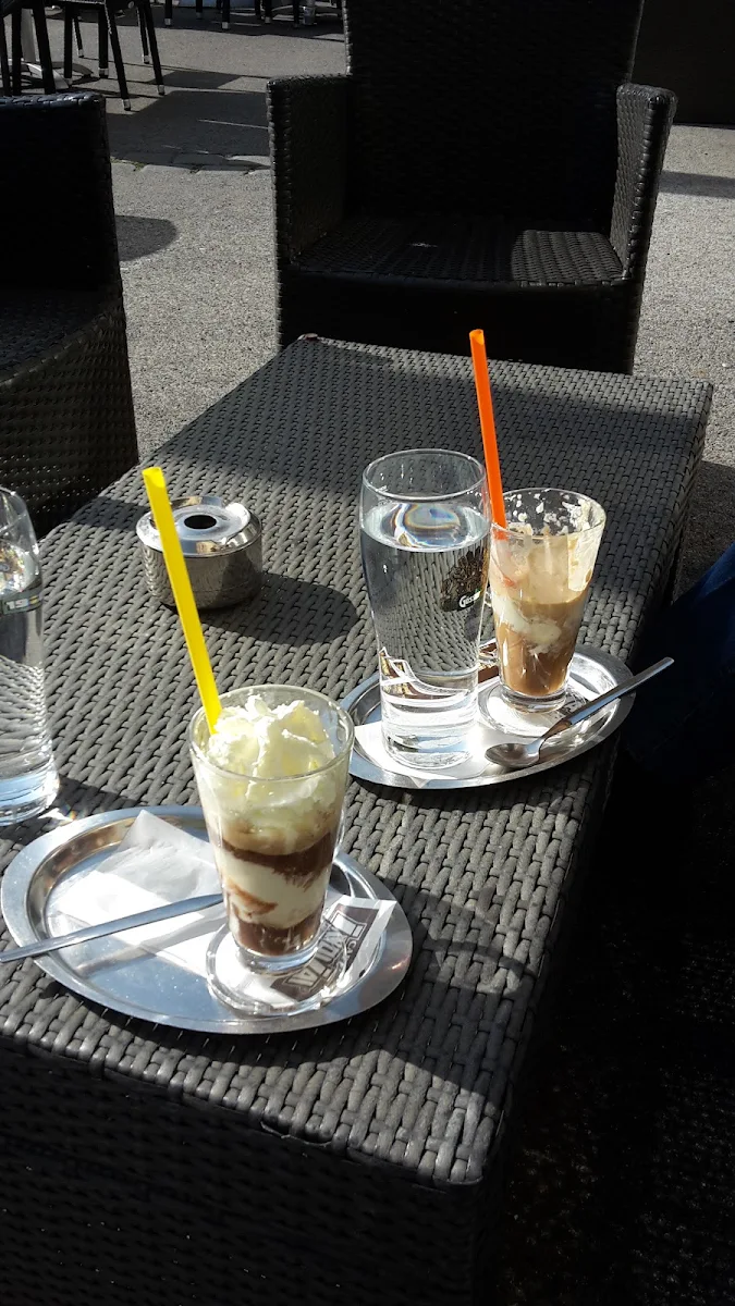 Essen und Trinken photo 8