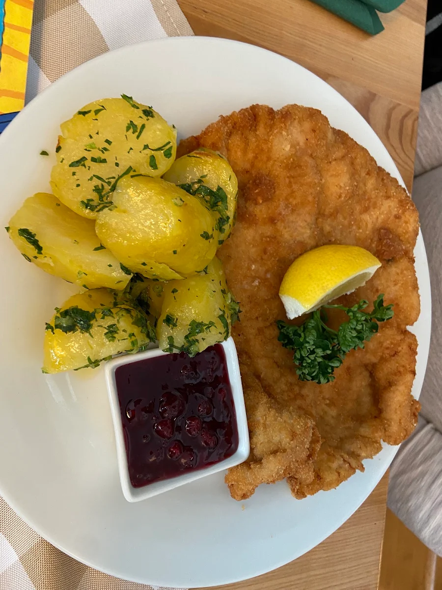 Essen und Trinken photo 2