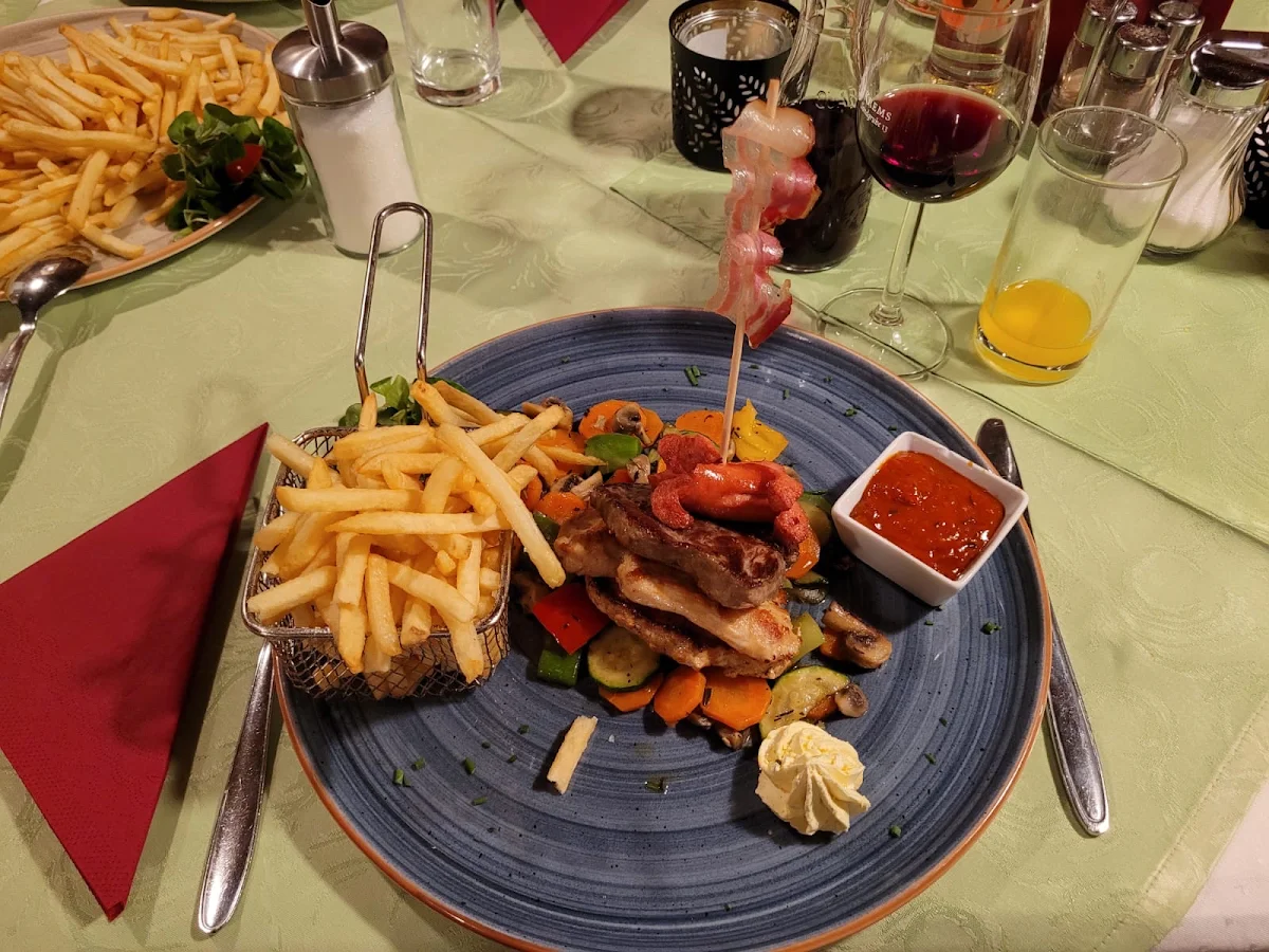 Essen und Trinken photo 3