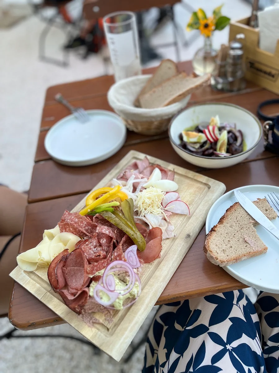 Essen und Trinken photo 3