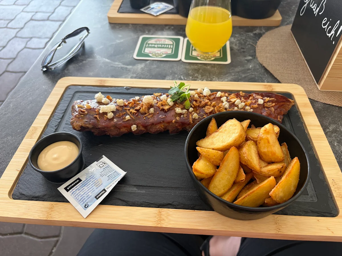 Essen und Trinken photo 1