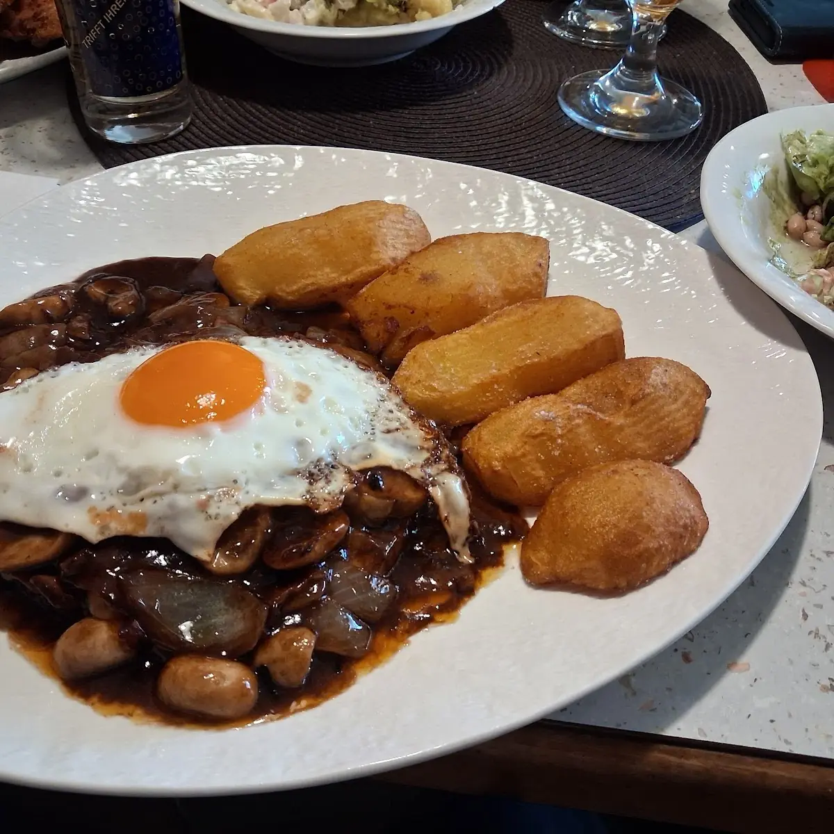Essen und Trinken photo 4