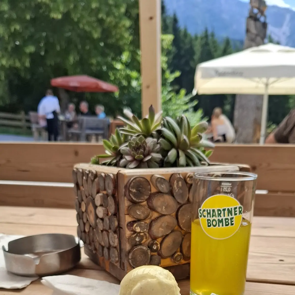 Essen und Trinken photo 3