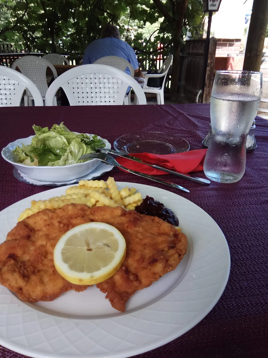 Essen und Trinken photo 3
