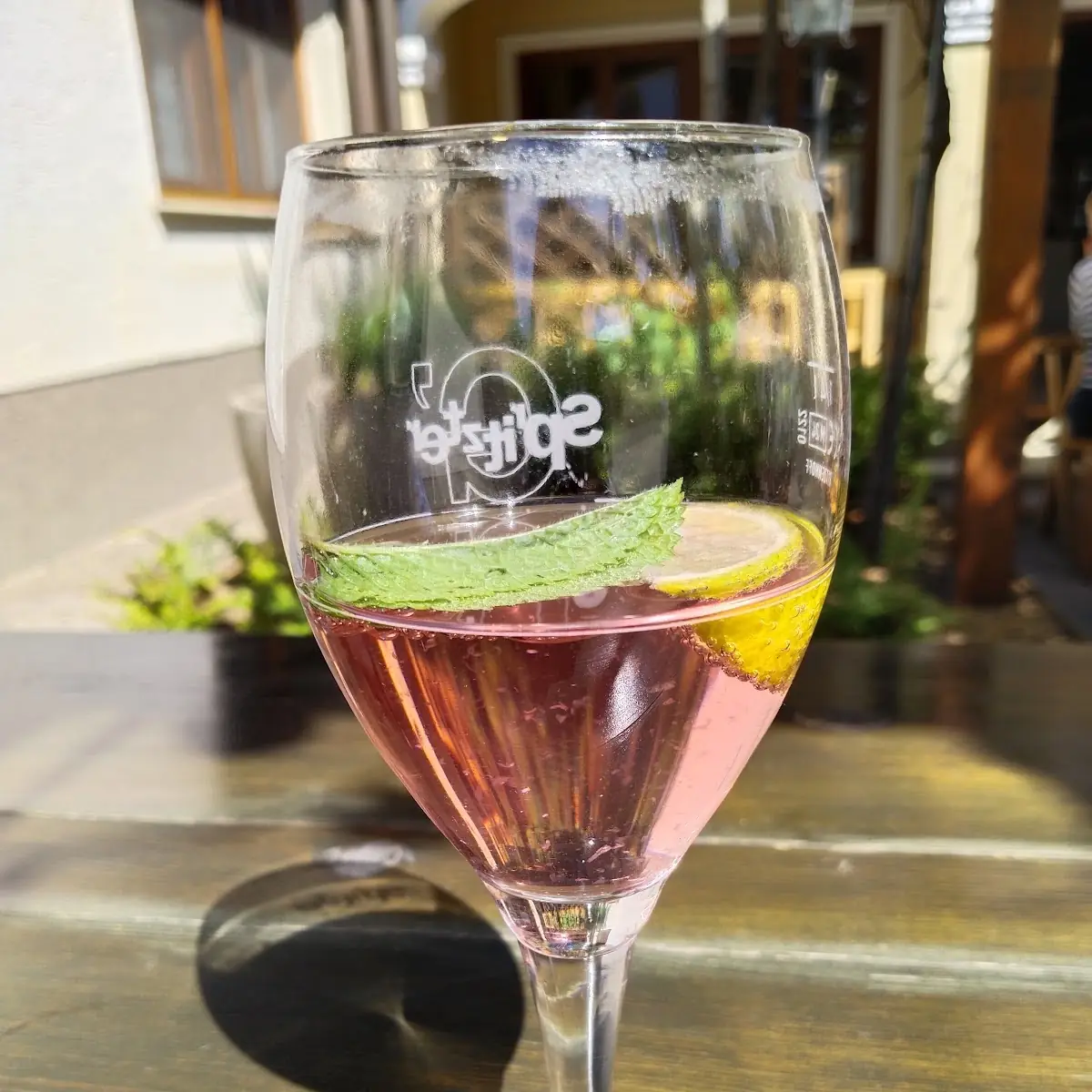 Essen und Trinken photo 2