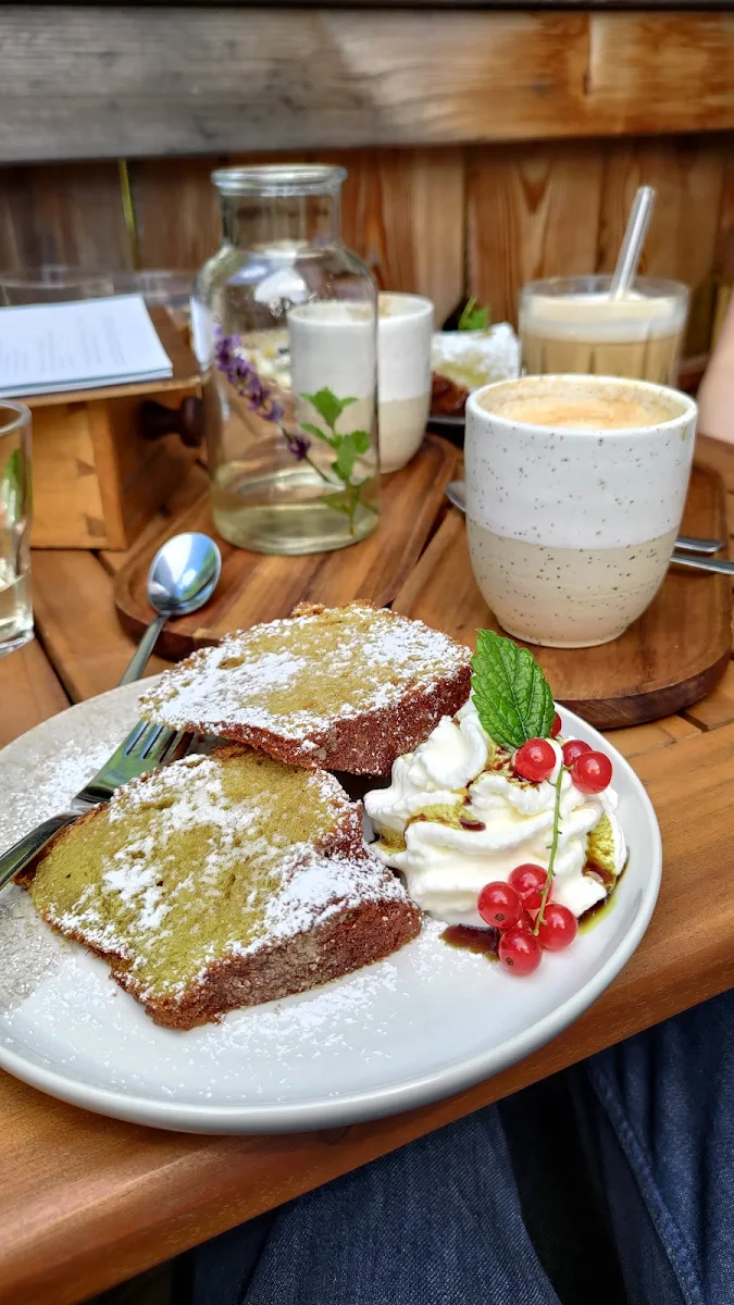 Essen und Trinken photo 2