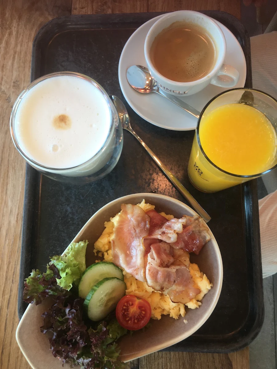 Essen und Trinken photo 7