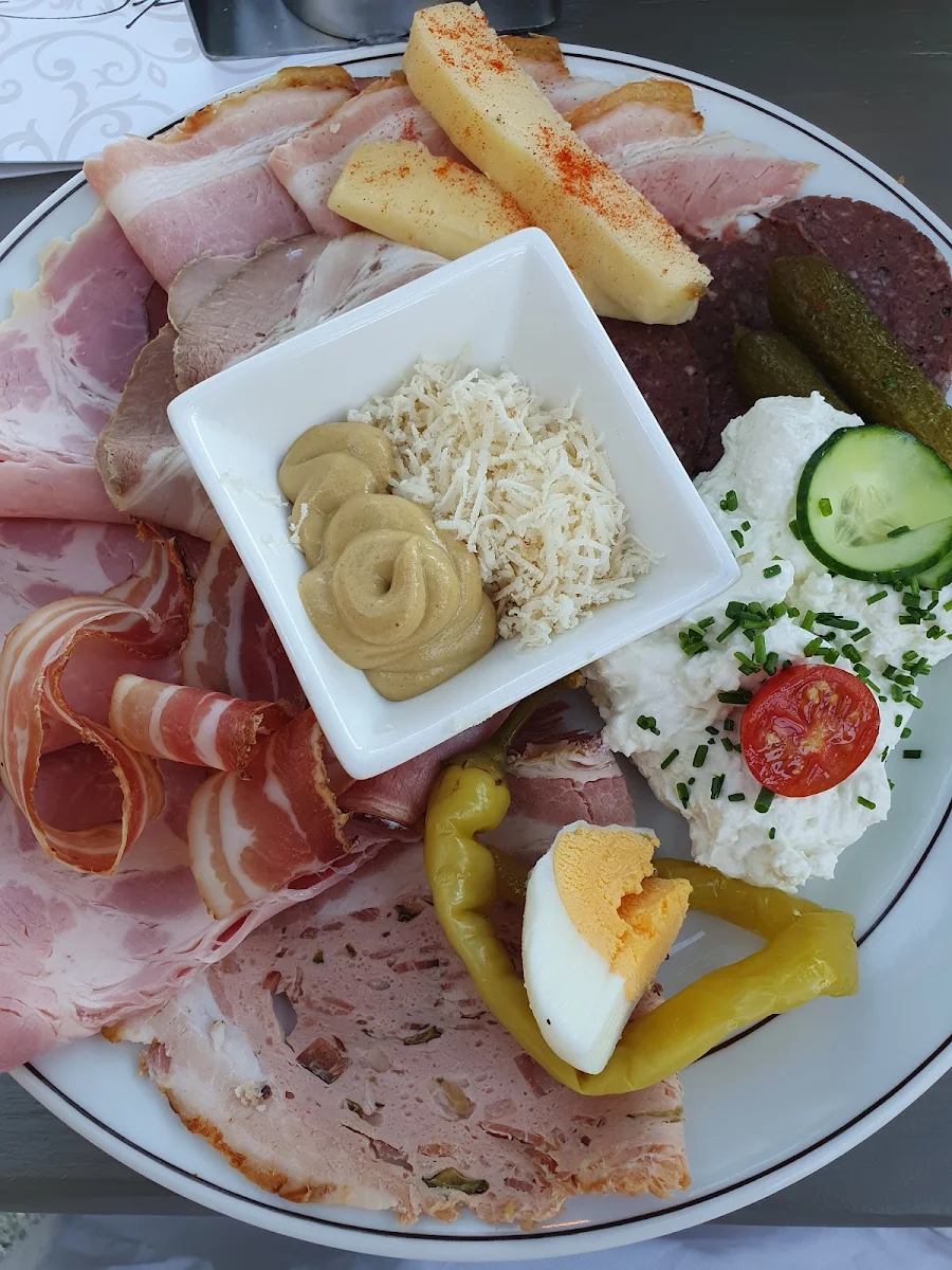 Essen und Trinken photo 2