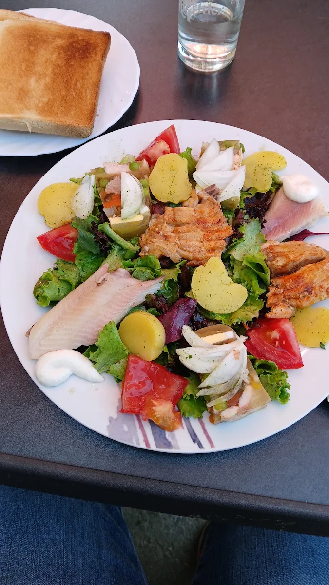 Essen und Trinken photo 2