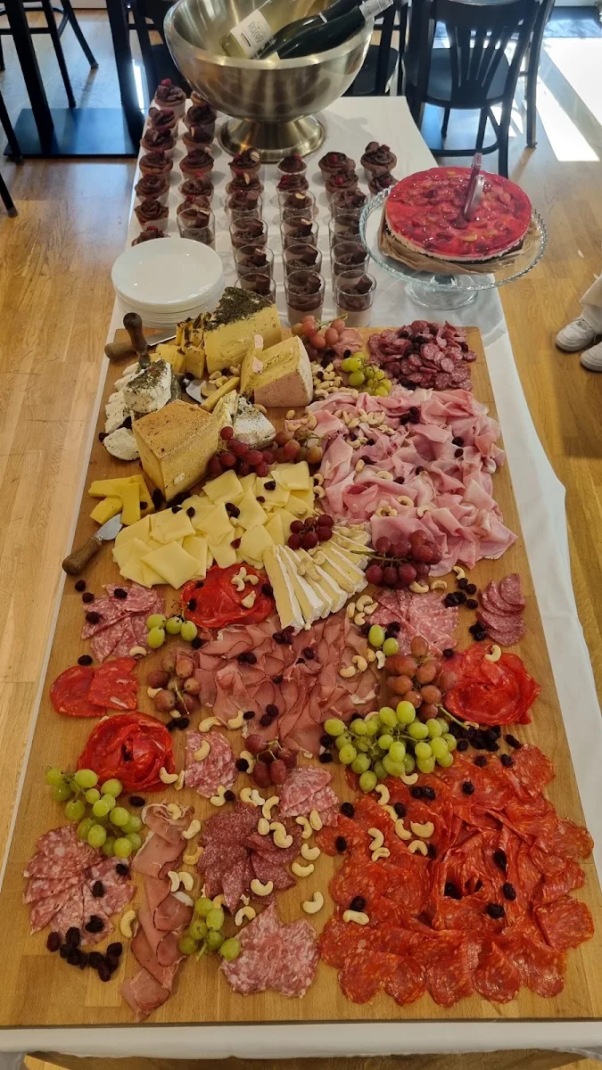 Essen und Trinken photo 3