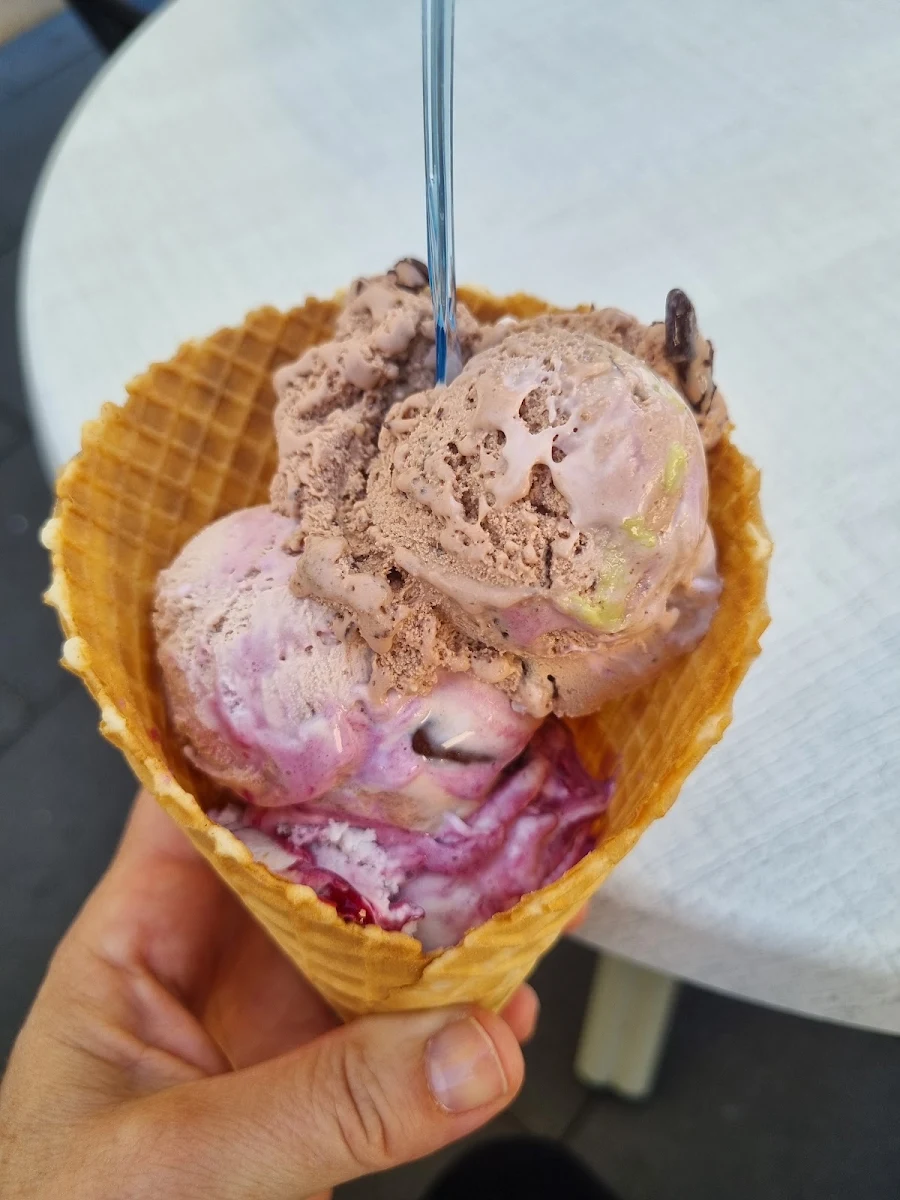 Essen und Trinken, Der Eissalon Laxenburg