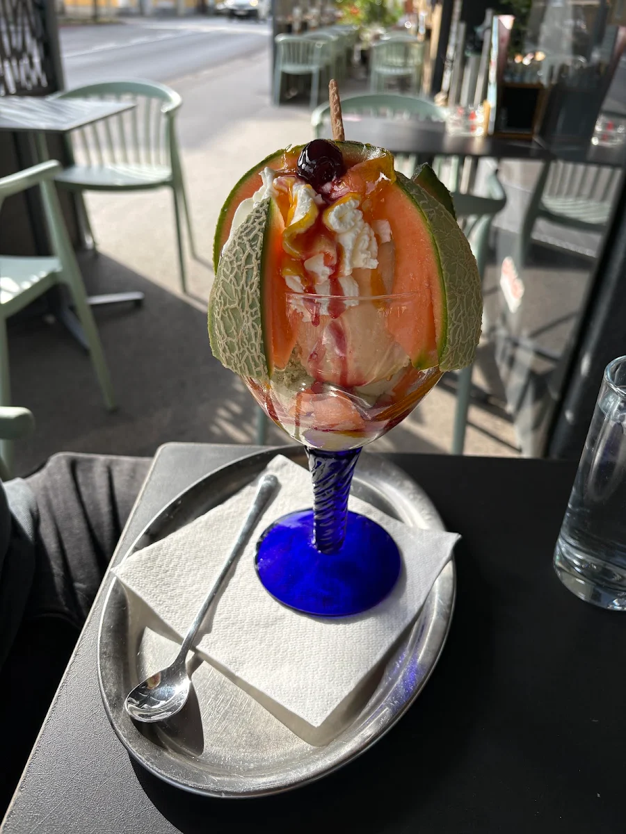 Essen und Trinken, Der Eissalon Laxenburg