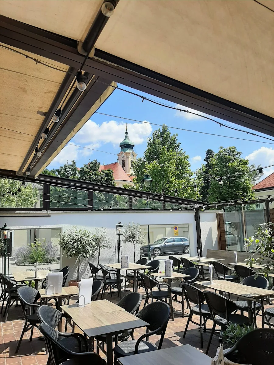 Atmosphäre, Der Eissalon Laxenburg