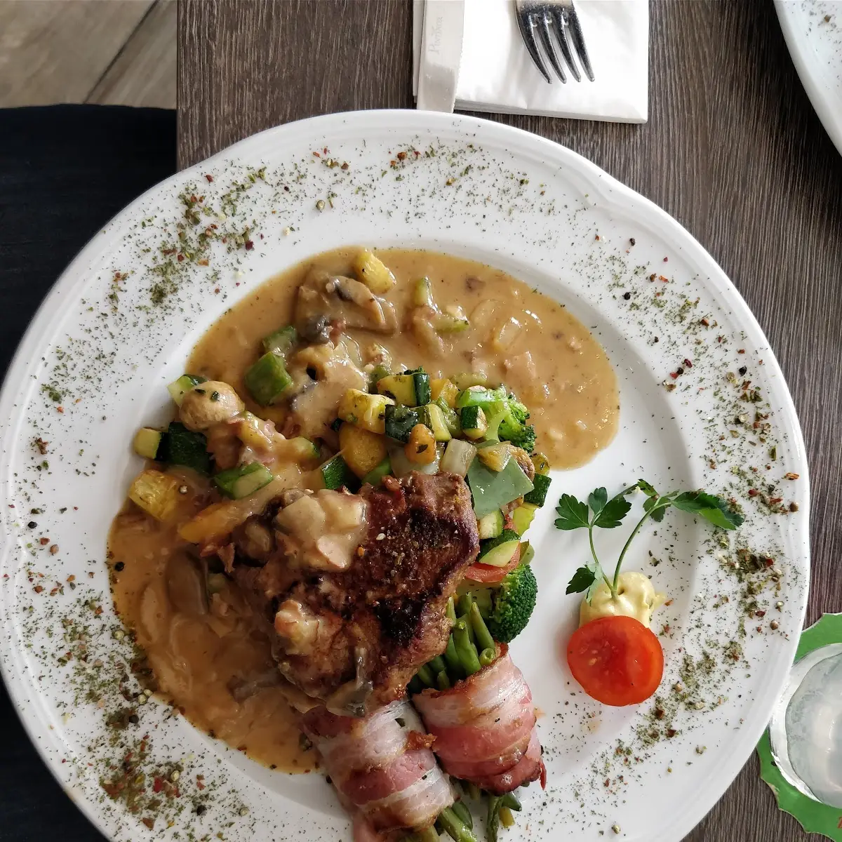Essen und Trinken photo 2