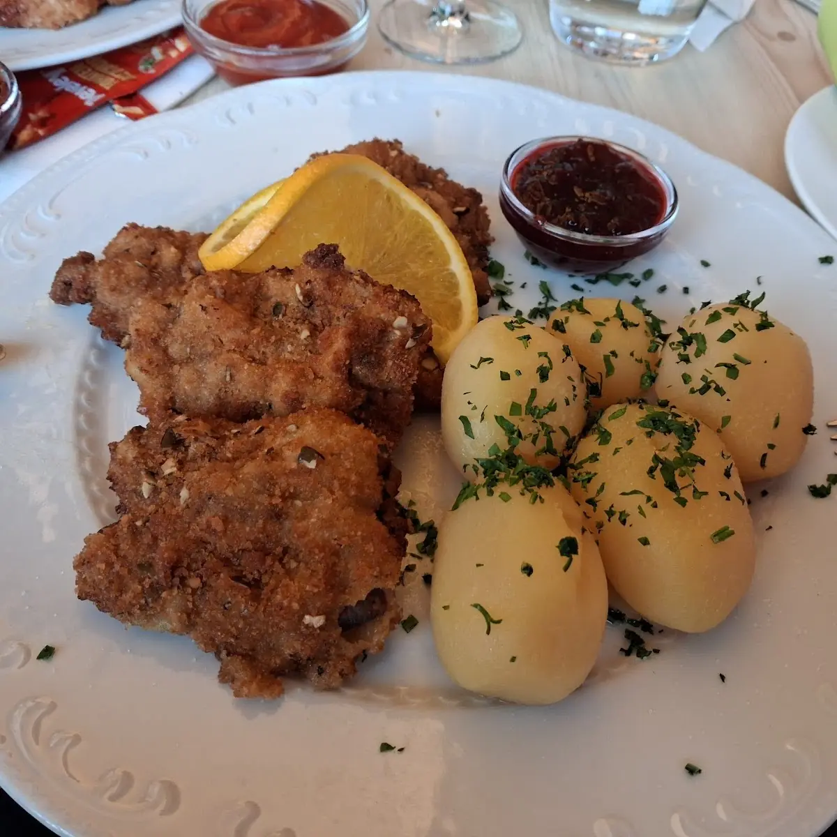 Essen und Trinken photo 2
