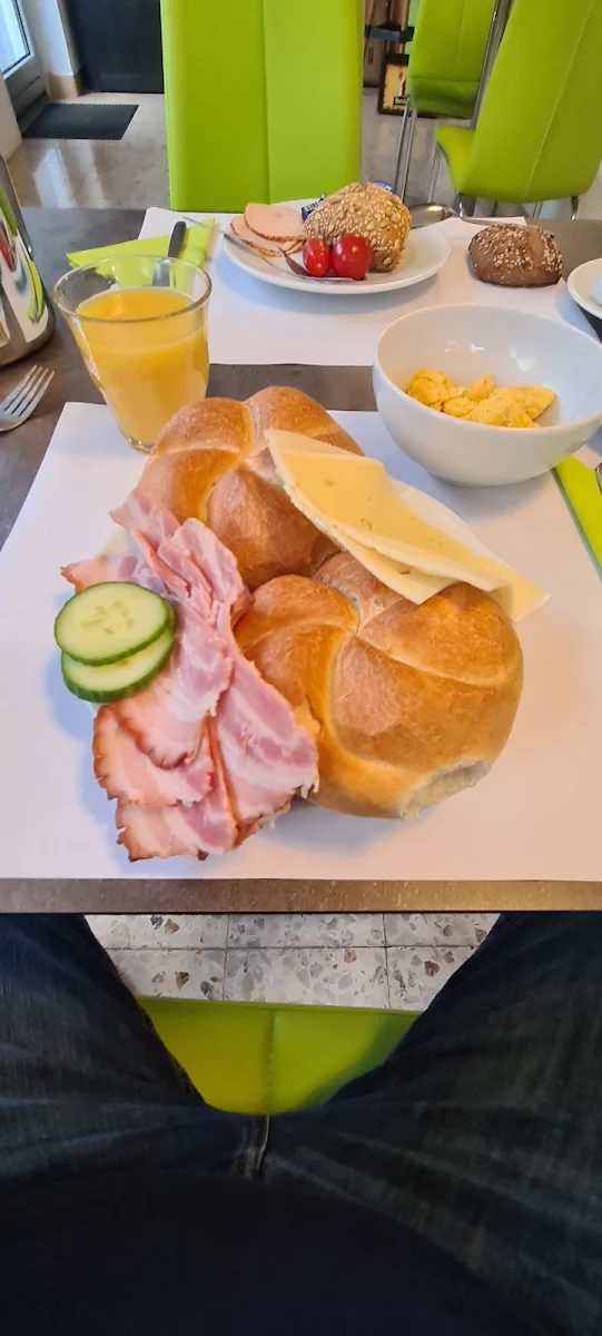 Essen und Trinken photo 2