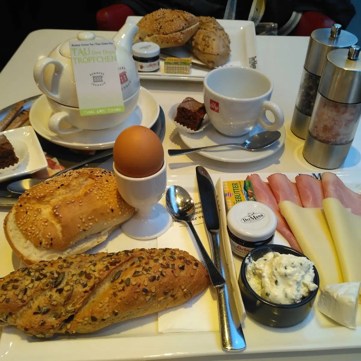 Essen und Trinken photo 3