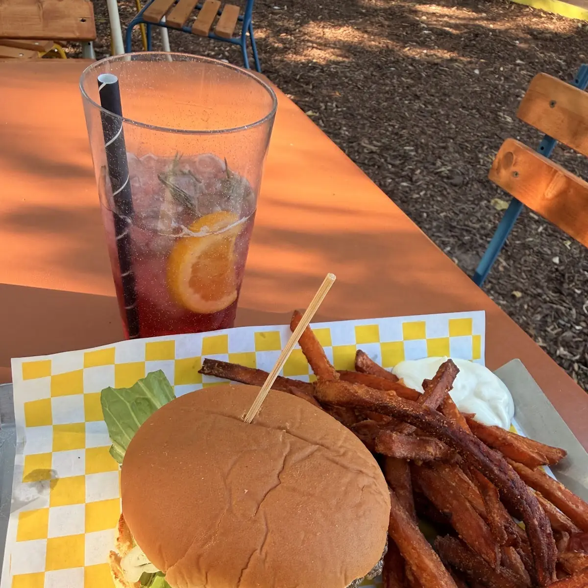 Essen und Trinken photo 1