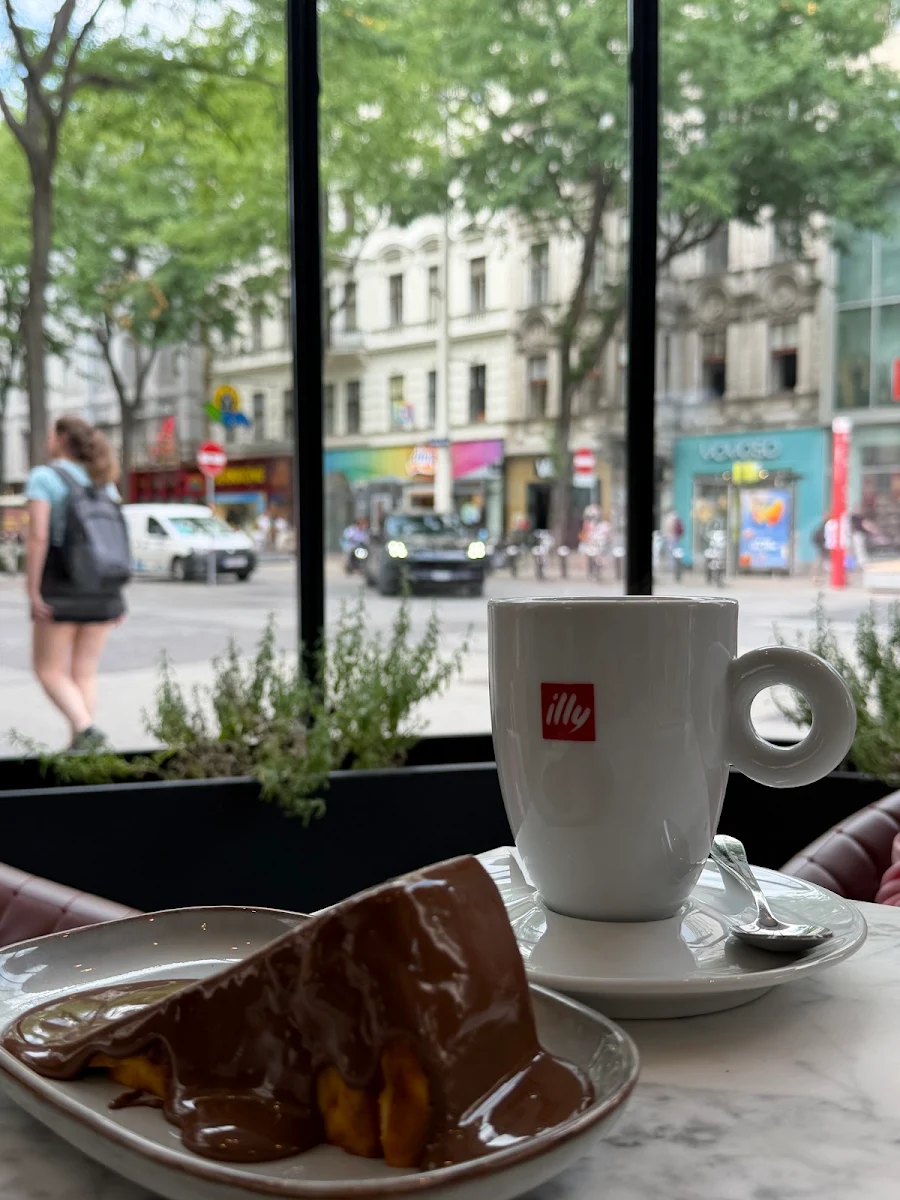 Essen und Trinken photo 4