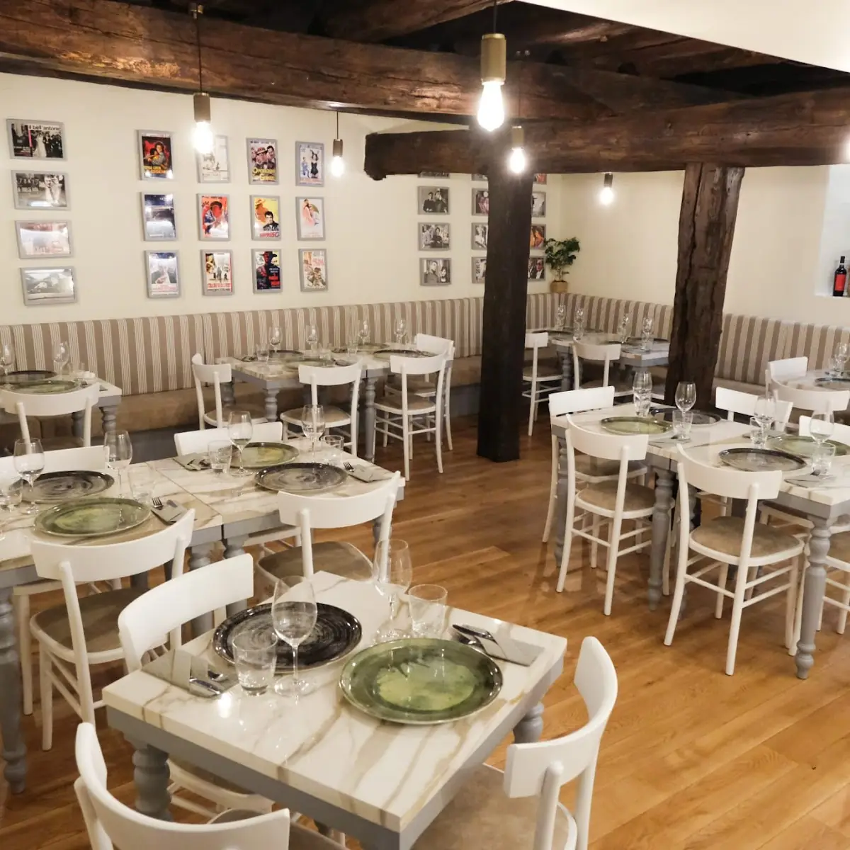 farina pizzabar & cafe' Titelbild