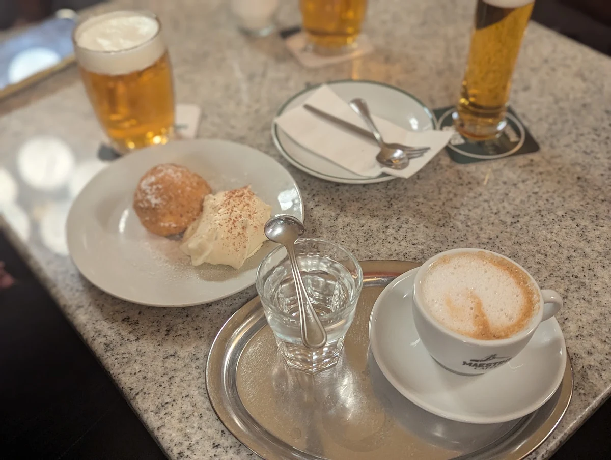 Essen und Trinken photo 3