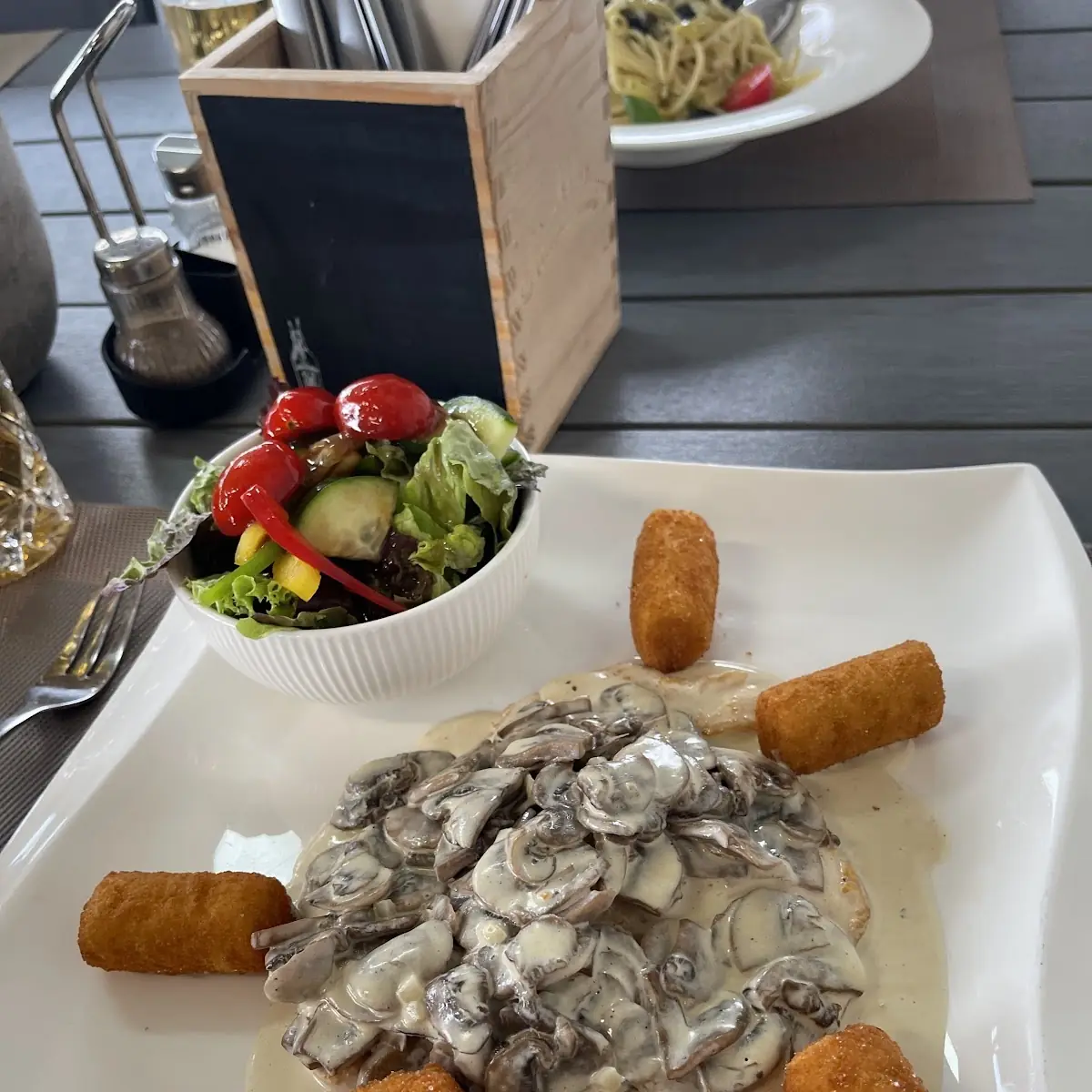 Essen und Trinken photo 2