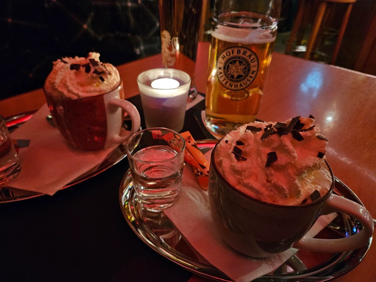 Essen und Trinken photo 2