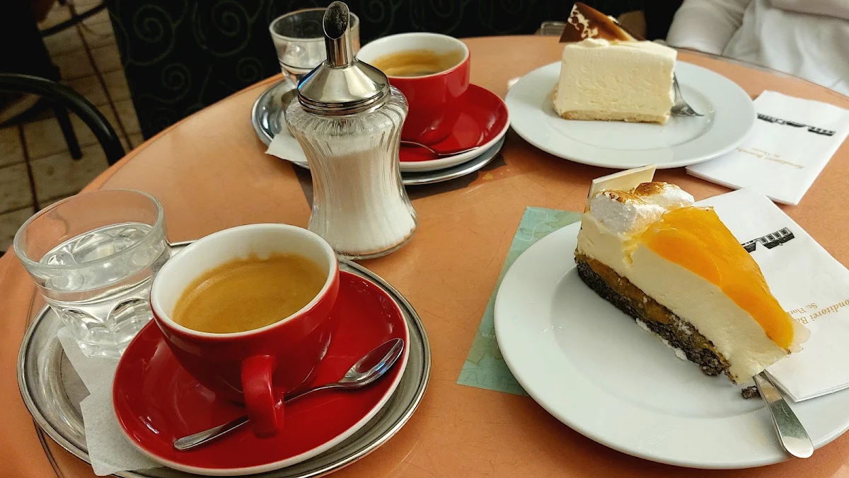 Essen und Trinken photo 3