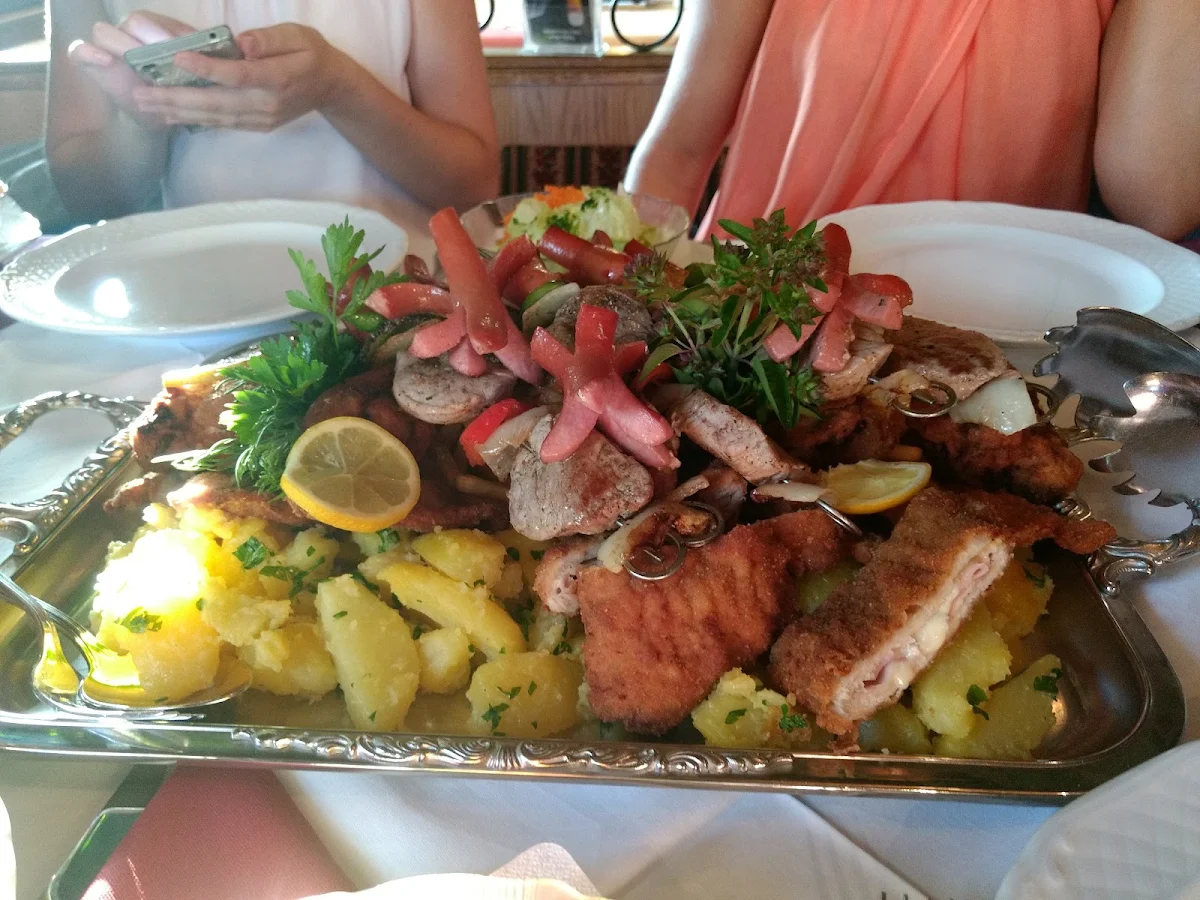 Essen und Trinken photo 2