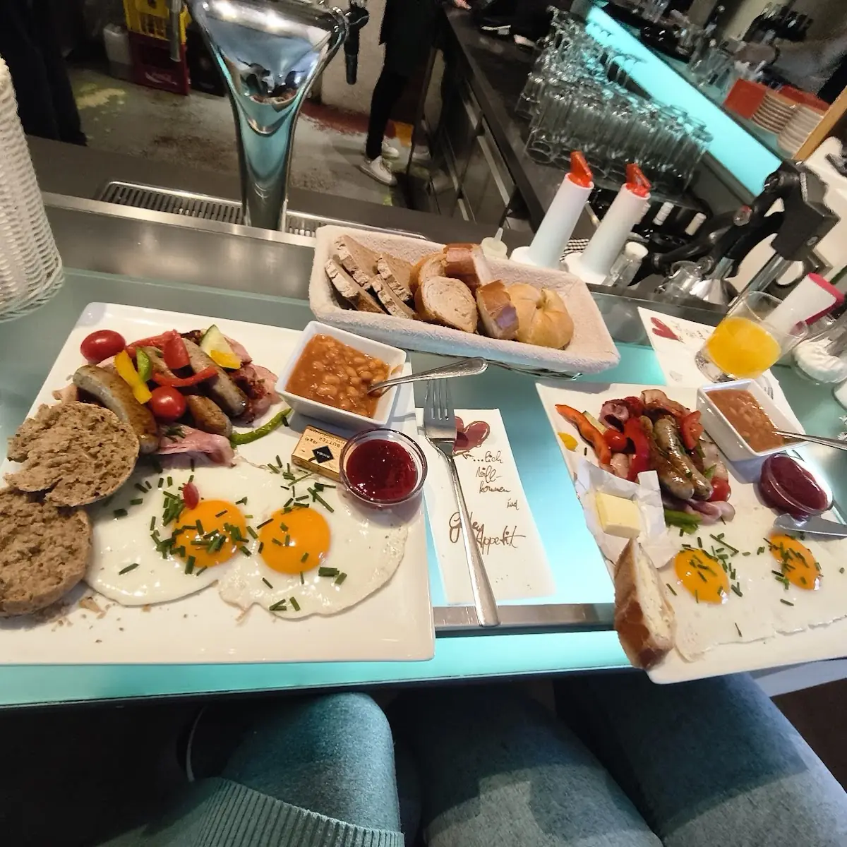 Essen und Trinken photo 2