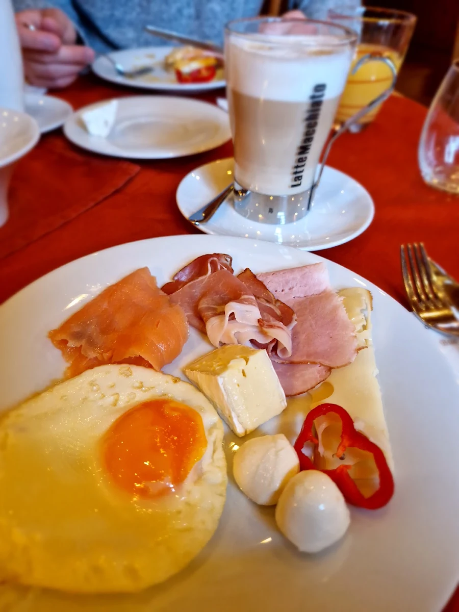 Essen und Trinken photo 2
