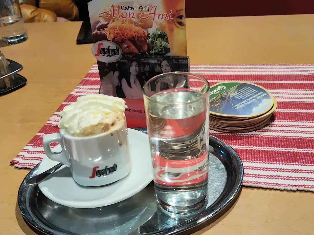 Essen und Trinken photo 3
