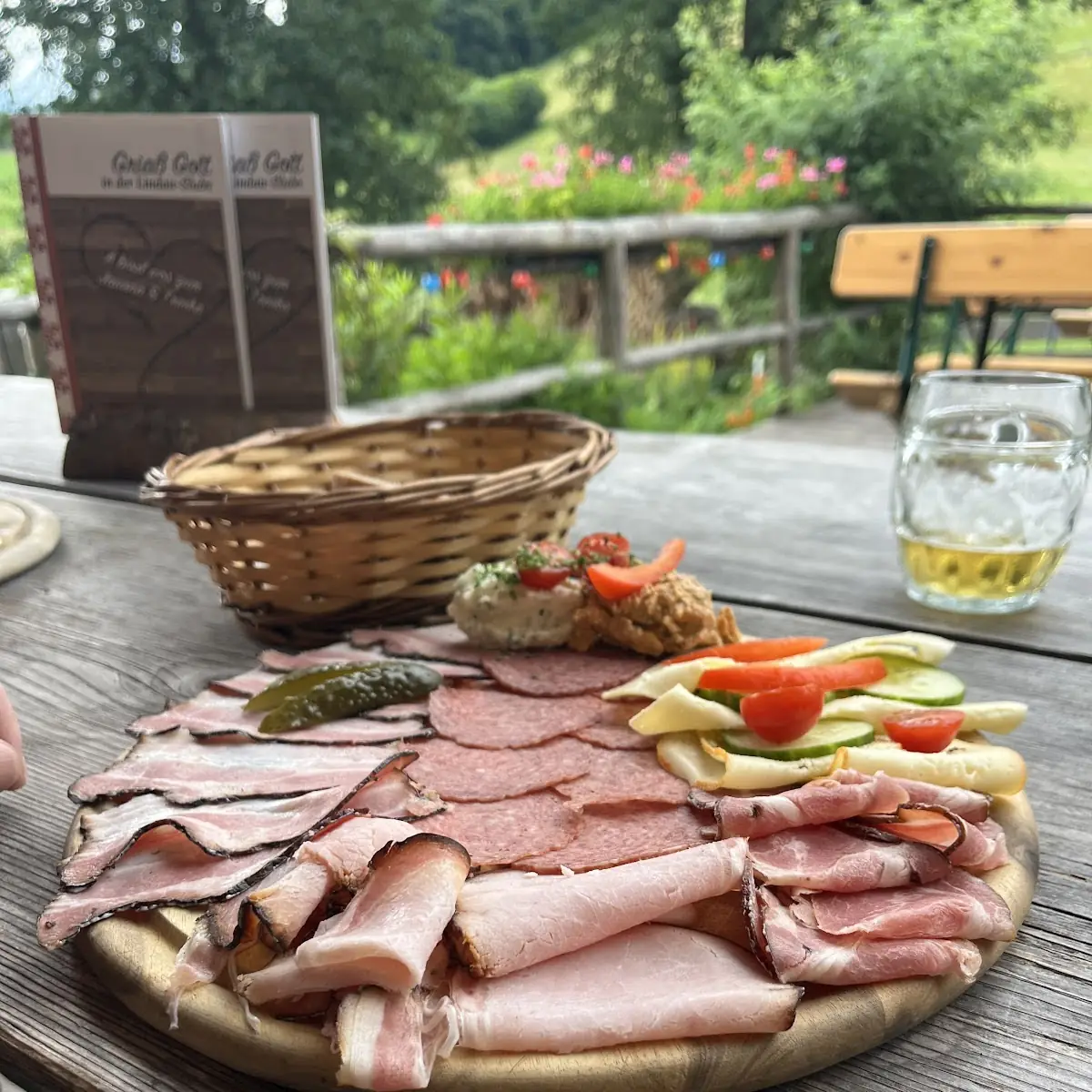 Essen und Trinken photo 1