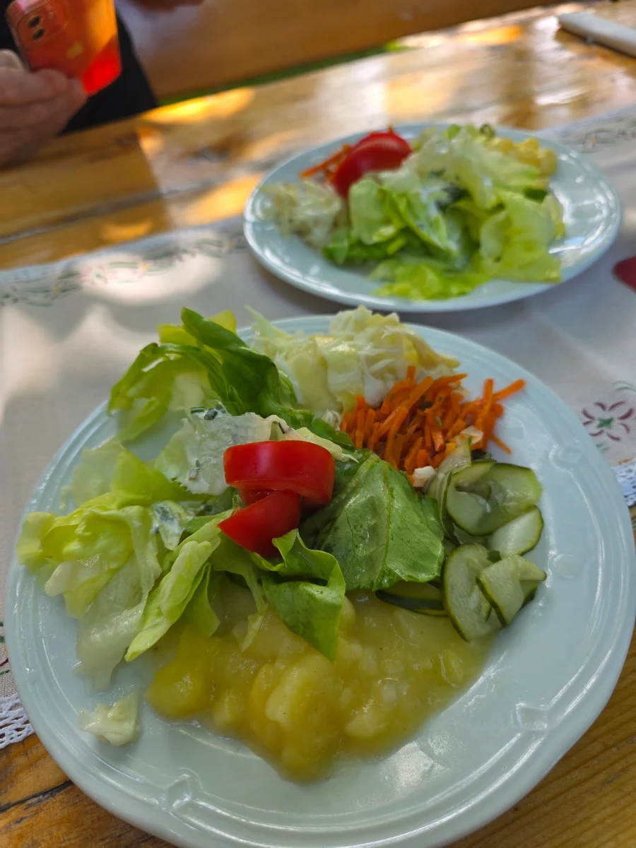 Essen und Trinken photo 2