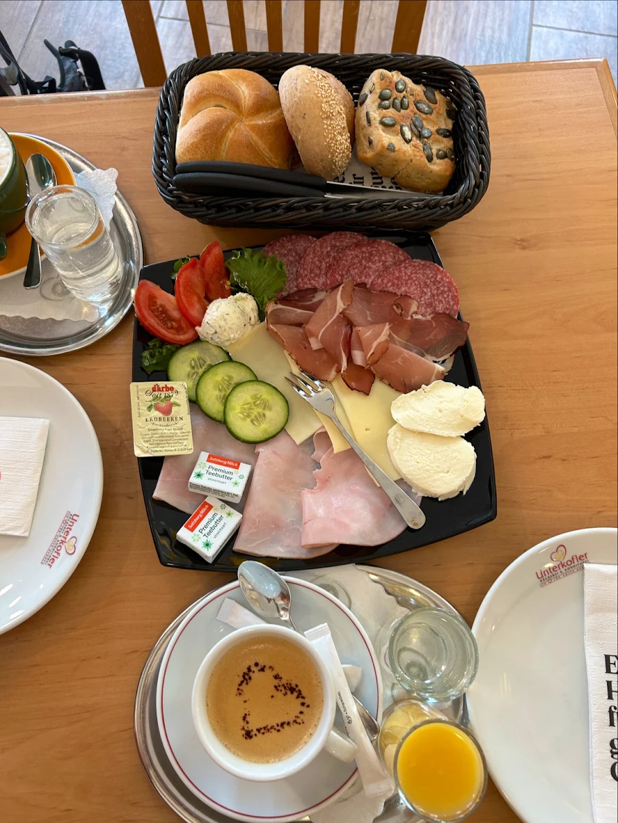 Essen und Trinken photo 2