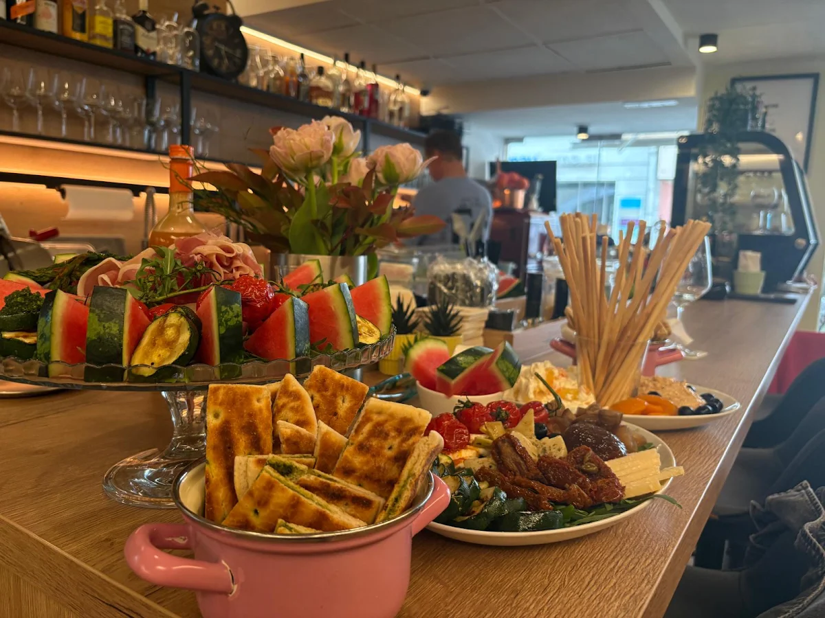 Essen und Trinken photo 1