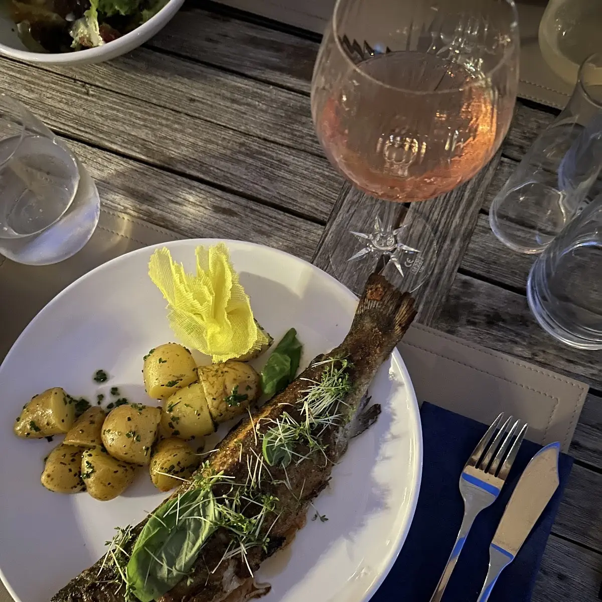 Essen und Trinken, Wirtshaus am Kampesberg